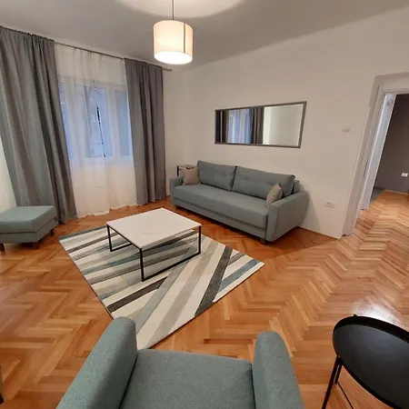 شقة Dalmatinska بلغراد